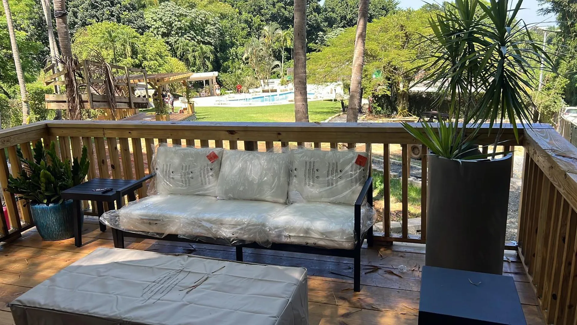 Luxury tent Jardin Al Bosque-Glamping Hotel San Juan Puerto Rico