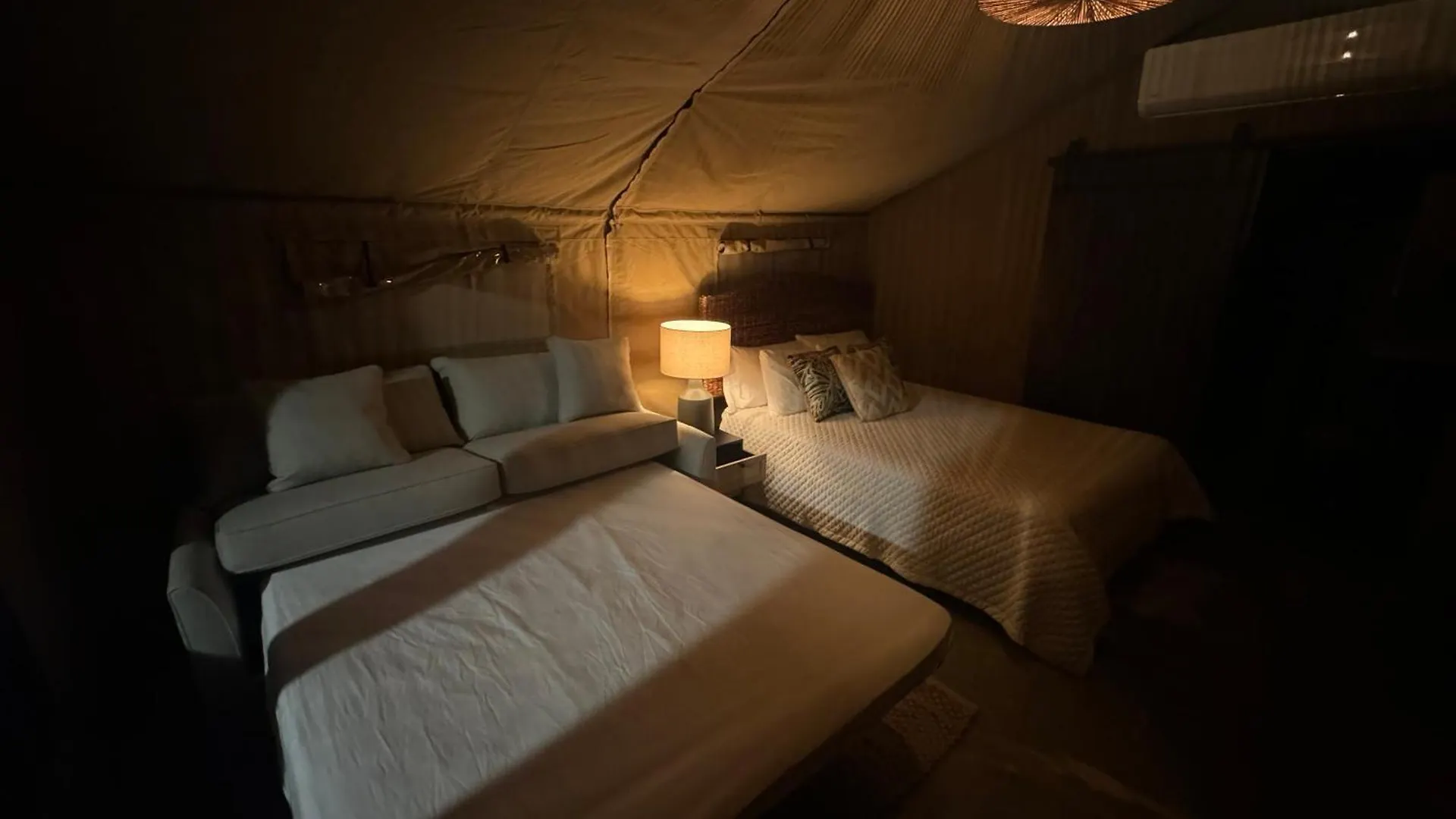 Jardin Al Bosque-Glamping Hotel San Juan Luxury tent